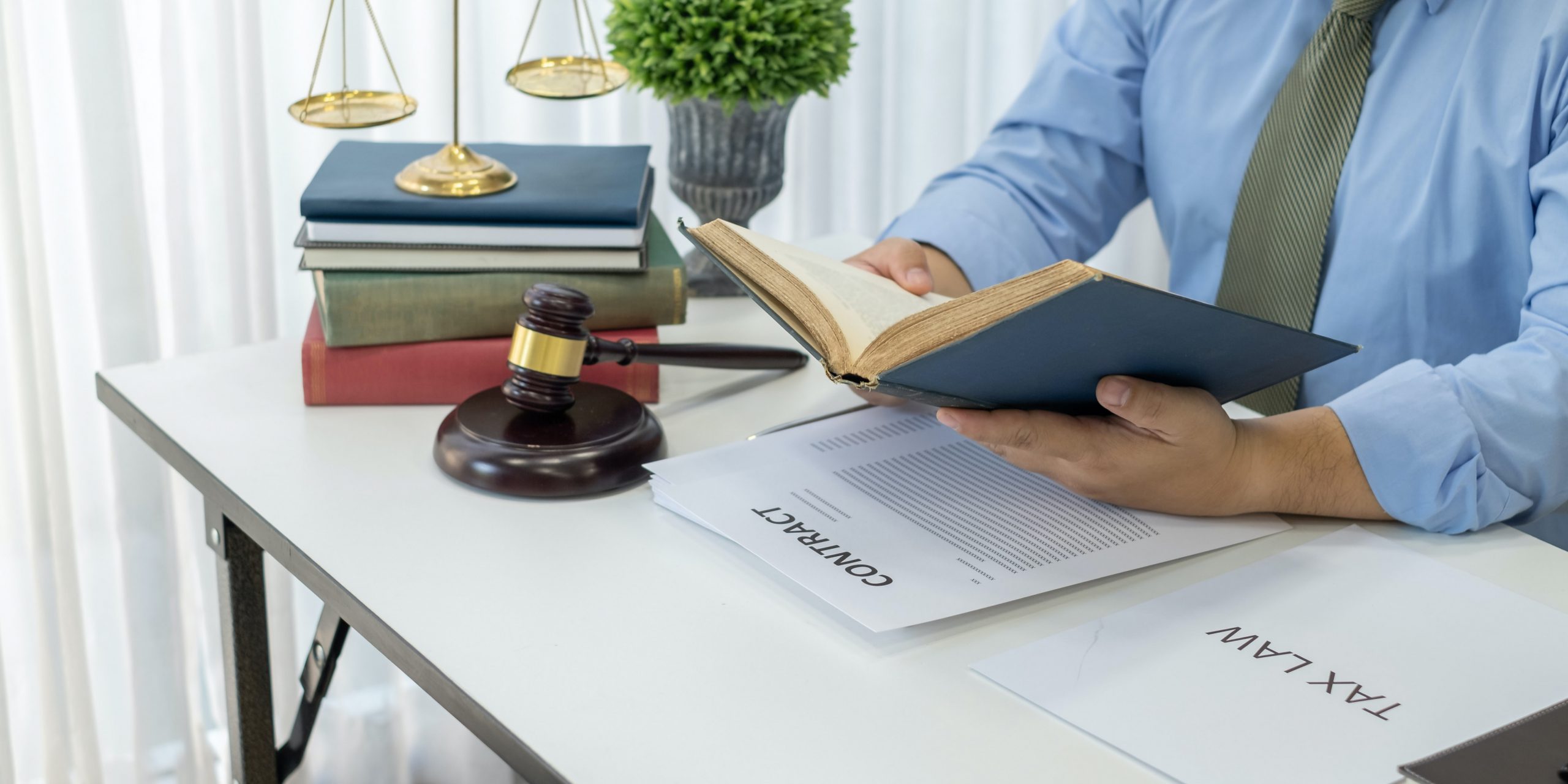 5 Reasons Why Lawyers Should Consider Online Notarization